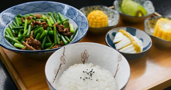 現代社會許多人長期實行「無碳水飲食」。（示意圖／翻攝Pexels）