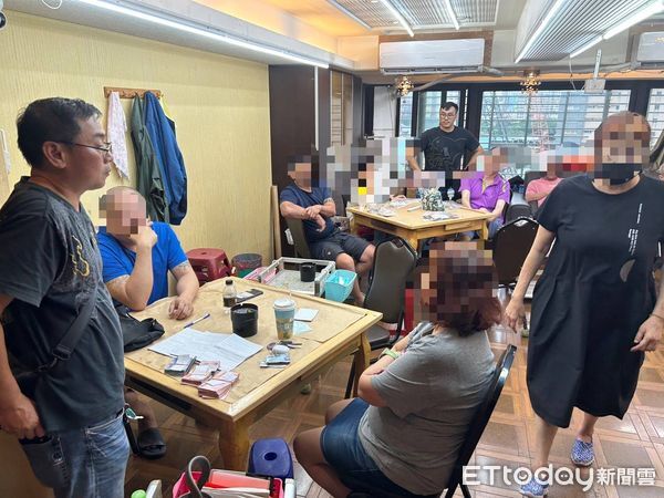 ▲▼台北車站附近有麻將賭場，警方逮負責人以及賭客等23人。（圖／記者邱中岳翻攝）