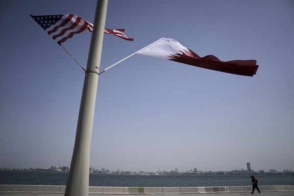 ▲▼ 美國國旗,卡達國旗。（圖／達志影像／美聯社）