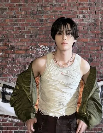 ▲▼不只周鶴年！大咖製作人MC夢也遭爆性交易　「6天前遭公司開除」詭異動態曝光。（圖／翻攝自周鶴年、MC夢IG）