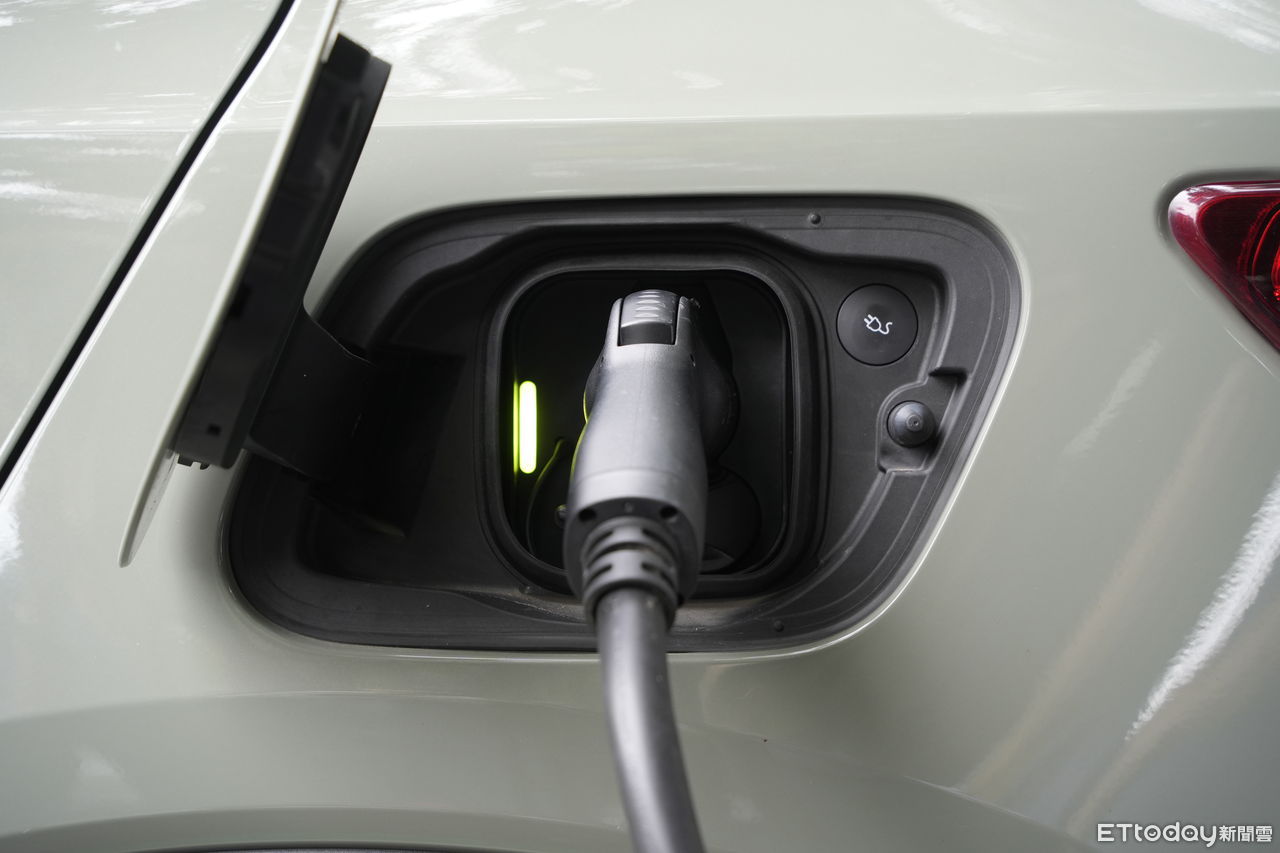 ▲南投市街頭新增8處電車充電站。（圖／南投市公所提供）