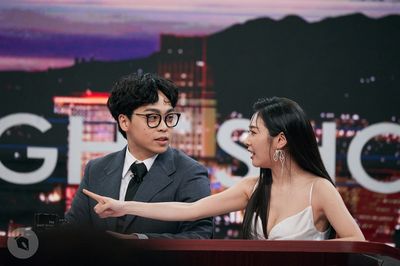 賀瓏Albee日本煲愛全被拍!「牽手捧臉」爆曖昧情 網:他們在交往?