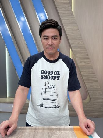▲劉至翰飽受青光眼所苦。（圖／民視提供）