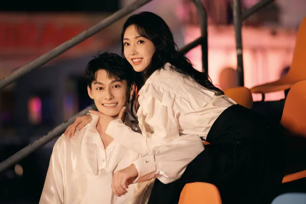 ▲《折腰》宣璐「否認跟汪卓成交往過」！　親闢黃謠：我們就是朋友。（圖／翻攝自宣璐微博）