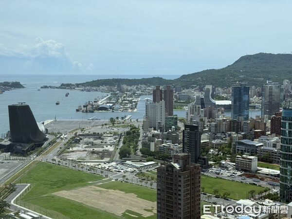 ▲▼高雄,高雄港,高雄房市,高雄市景,高雄景色,高雄旅遊。（圖／記者許宥孺攝）