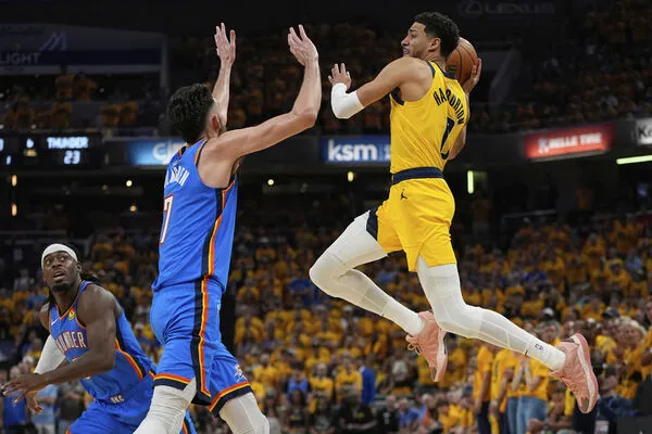 ▲溜馬哈利伯頓、西亞卡姆。（圖／達志影像／美聯社）