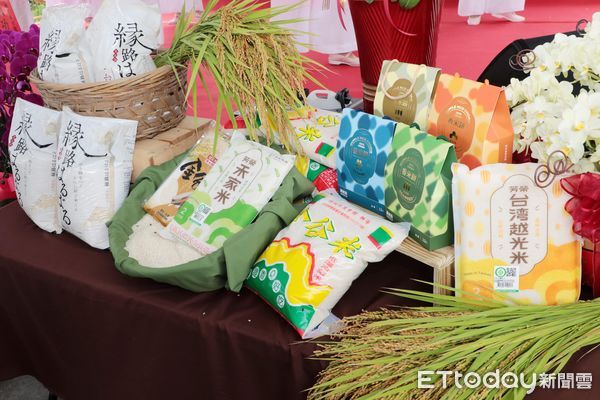 ▲台南芳榮米廠首度外銷日本500公噸白米，展現台南農業實力與國際競爭力。（記者林東良翻攝，下同）