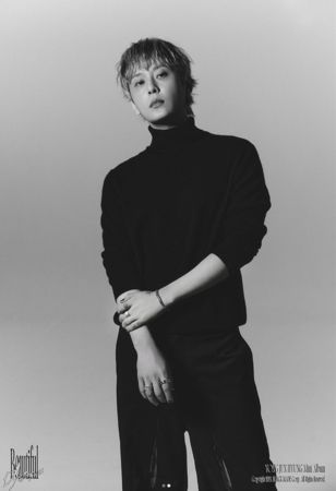▲龍俊亨開戰公司。（圖／翻攝自龍俊亨IG）