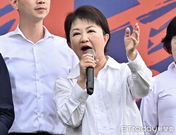▲▼ 台中市長盧秀燕出席北北基反惡罷團結大會。（圖／記者李毓康攝）