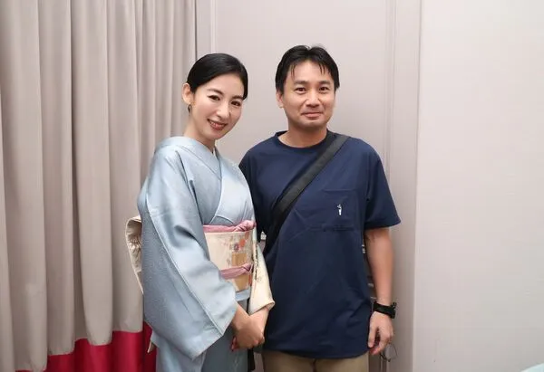 ▲大久保麻梨子，日本清酒協會理事長近藤淳子小姐和心清酒教育創辦人林科成，活動嘉賓與老公Jerry。（圖／和心酒藏提供）