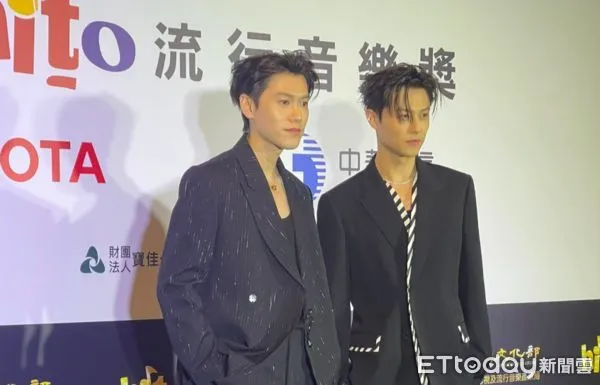 ▲▼王子邱勝翊和毛弟 。（圖／記者翁子涵攝）