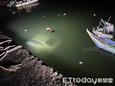 男駕駛墜新北後厝漁港「人車落海」　警消救起送醫仍不治