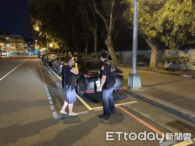 女烈日徒步7hrs找車快崩潰！警狂調監視器...車在1.3公里外