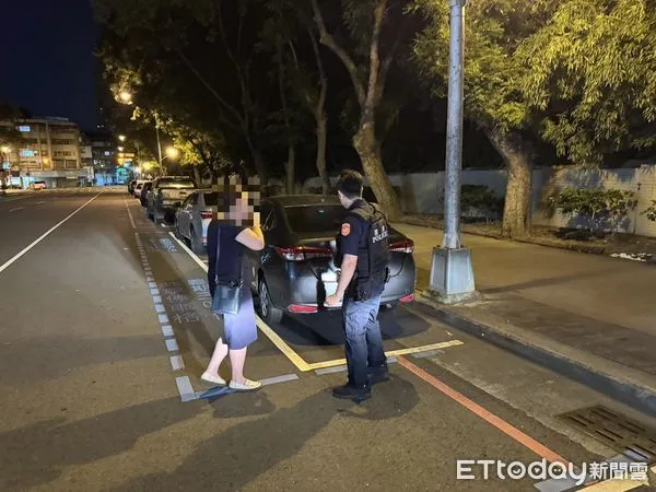 ▲▼彰化女子在烈日徒步7小時找車找到快崩潰，警調監視器順利發現。（圖／警方提供，下同）