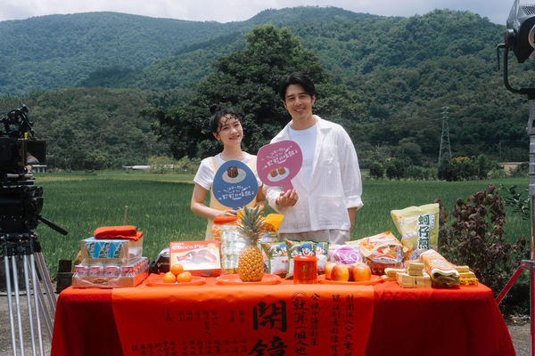 ▲胡宇威（右起）、楊貴媚、傅雷和李玲葦出席《就算一個人也可以好好的吃飯2》開鏡。（圖／公視+提供）