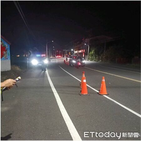 ▲台南白河警分局聯合環保、監理單位，在東山路段稽查改裝車輛，守護山區交通安全與寧靜。（記者林東良翻攝，下同）