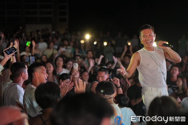 ▲▼現場吸引近4000名遊客共襄盛舉，讓東海岸成為音樂與藝術的夢幻場域。（圖／東管處提供，下同）