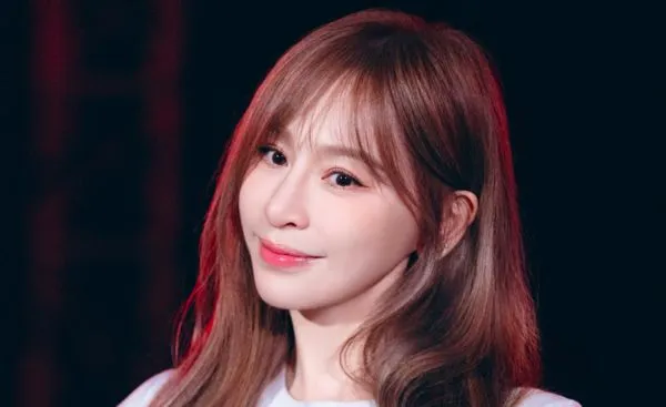 ▲▼ 王心凌推出全新周邊商品。（圖／天晴娛樂提供）