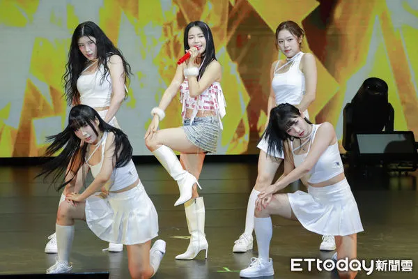 ▲▼韓星Solar頌樂粉絲演唱會。（圖／記者周宸亘攝）