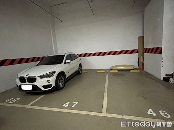 ▲▼宜蘭分署拍賣欠稅大戶欣Ｏ傑建設股份有限公司基隆市安樂區基金一路社區2個平面車位。（圖／記者郭世賢翻攝）