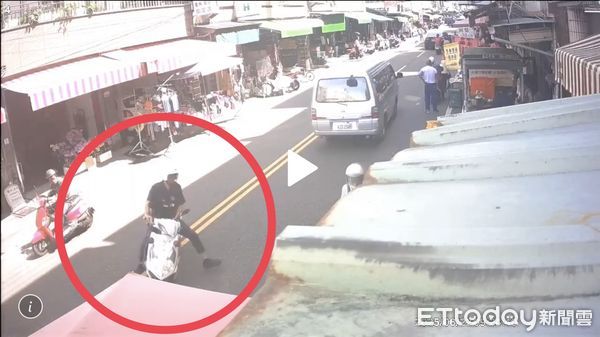 ▲▼嘉義員警撞傷騎腳踏車的老人。（圖／記者翁伊森翻攝，下同）