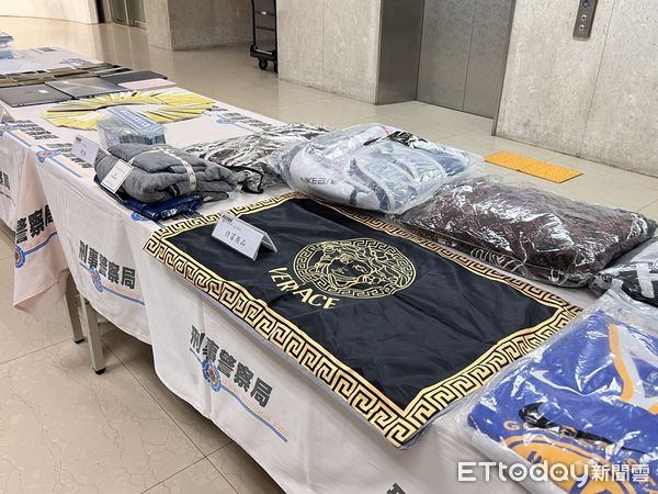 ▲刑事局掃蕩租用民眾蝦皮帳號傾銷大陸仿冒品的台灣企業逮捕10人到案。（圖／記者張君豪翻攝）