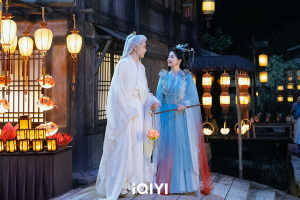 ▲《臨江仙》由白鹿、曾舜晞主演，神仙虐戀將迎大結局。（圖／iQIYI愛奇藝國際版）