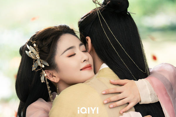 ▲《臨江仙》由白鹿、曾舜晞主演，神仙虐戀將迎大結局。（圖／iQIYI愛奇藝國際版）