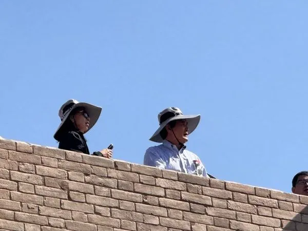 ▲▼更新：馬英九在嘉峪關參訪，被大陸網友直擊。（圖／翻攝小紅書）