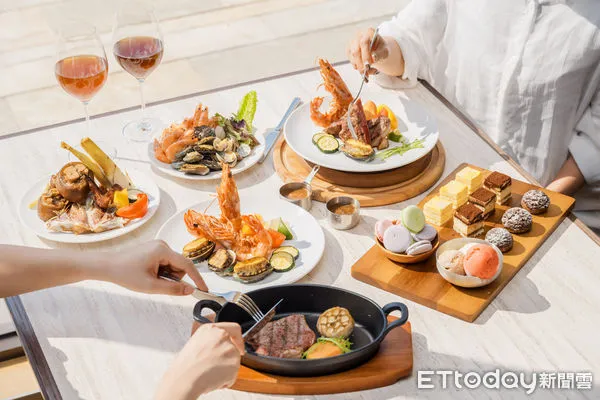 ▲「吃到飽千元有找」青焰牛排館進駐麗寶福容。（圖／路易莎提供）