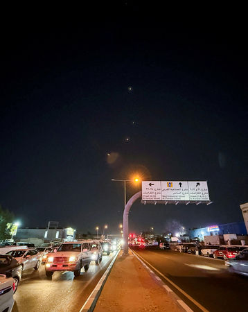 ▲▼伊朗對美軍中東最大基地烏代德空軍基地（Al Udeid Air Base）發射至少10枚飛彈。（圖／路透）