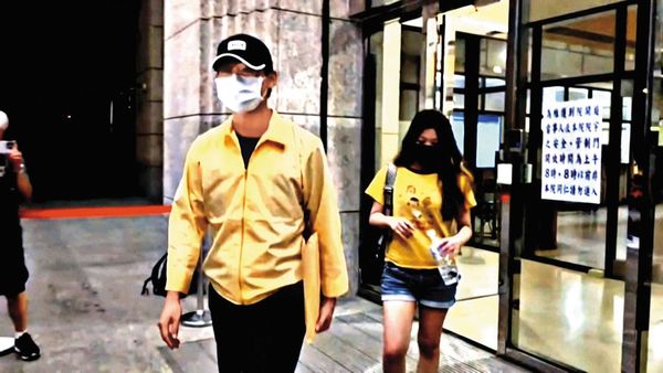 廖俊松兒子廖力廷（圖）與太太的對話顯示，鄭文燦對官邸桌下被塞錢不知情，並稱爸爸一天到晚膨風、吹噓。（東森新聞提供）