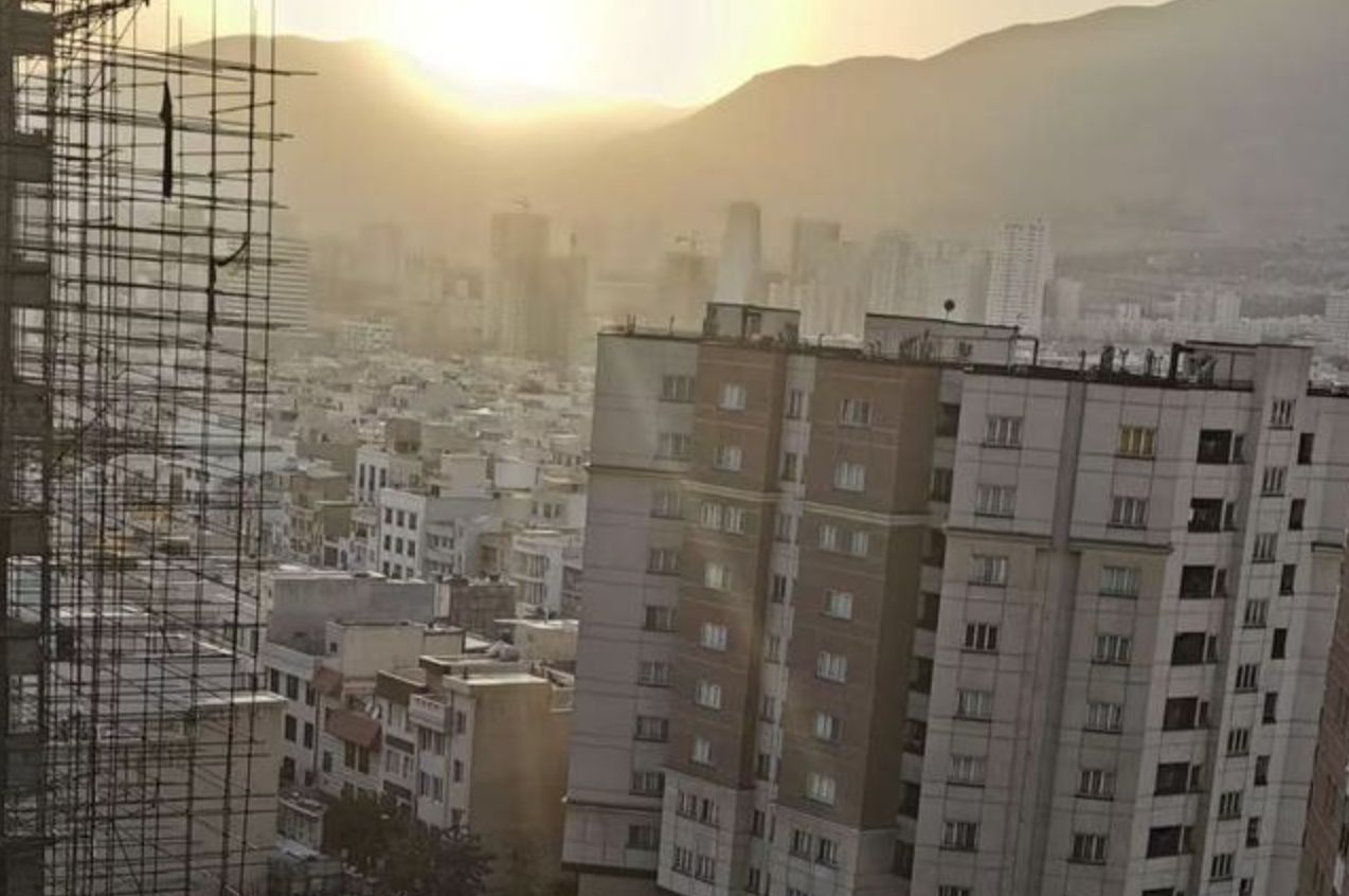 ▲從史先生居住房間向外看到的德黑蘭景色。（圖／翻攝瀟湘晨報）