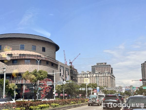 ▲▼竹北房市,竹北鳥瞰,竹北遠百             。（圖／記者陳筱惠攝）