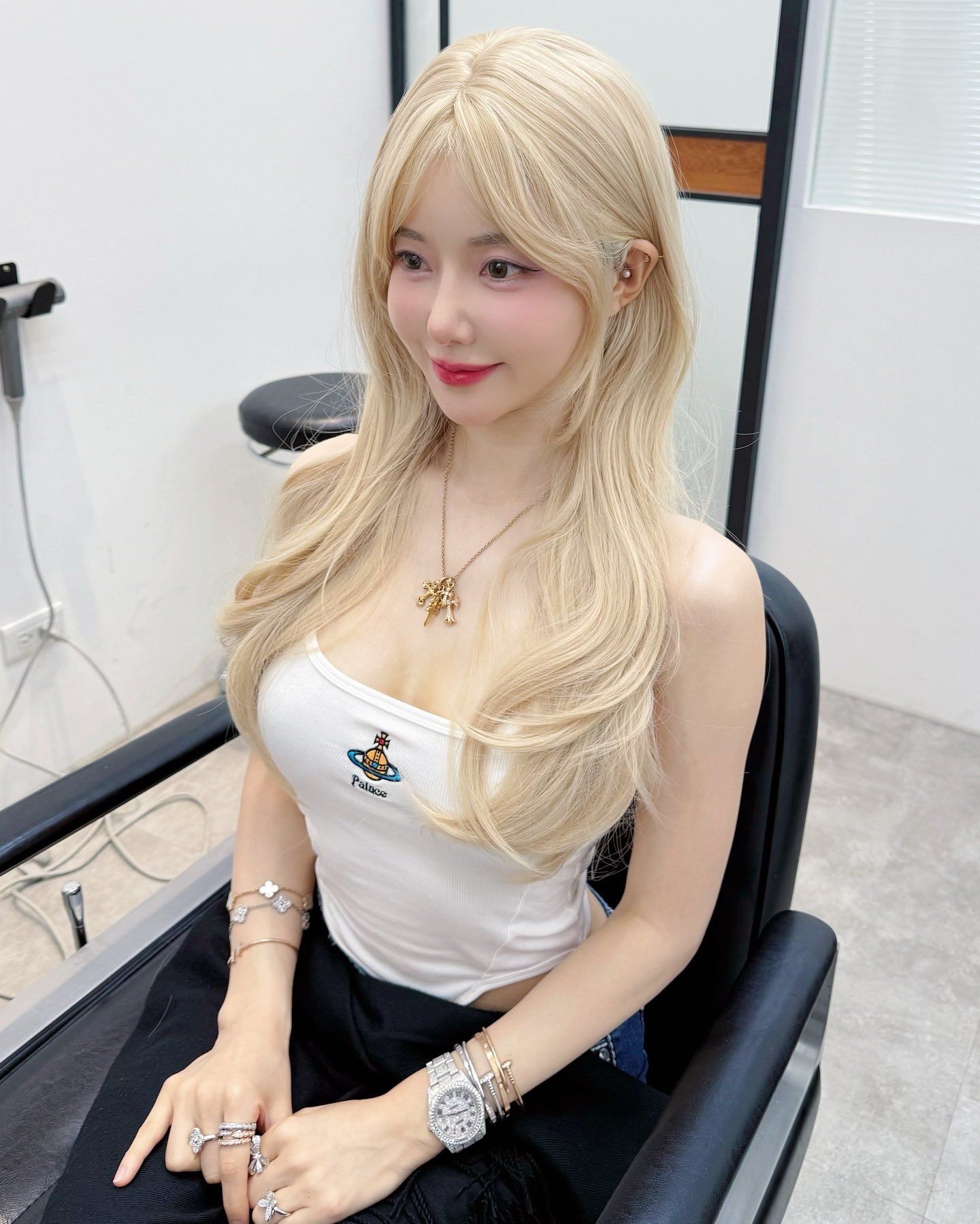 ▲▼南韓DJ SODA假髮照。（圖／翻攝臉書／DJ SODA）