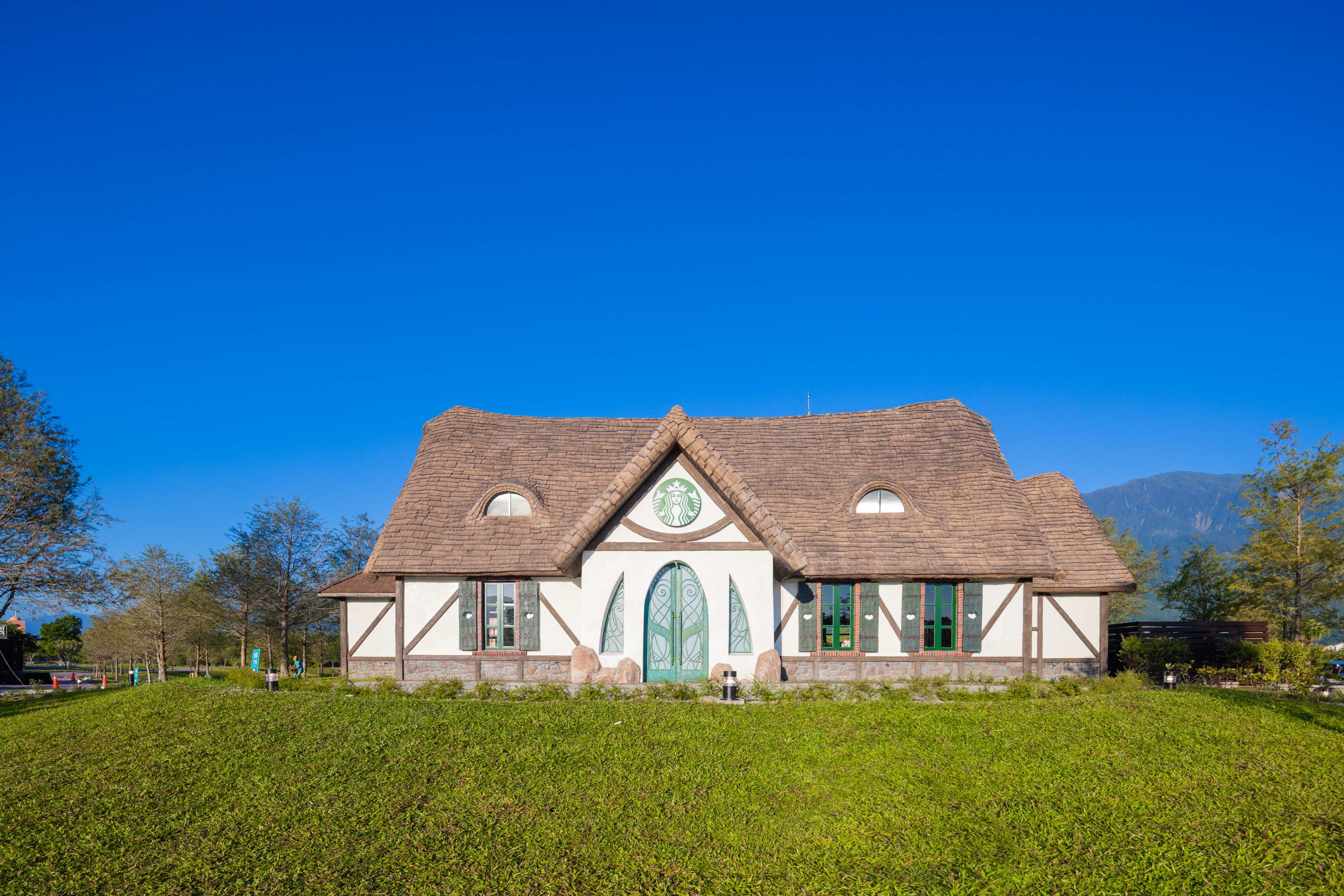 ▲星巴克,花蓮理想門市,欣葉,NAGOMI 雅。（圖／各品牌提供）