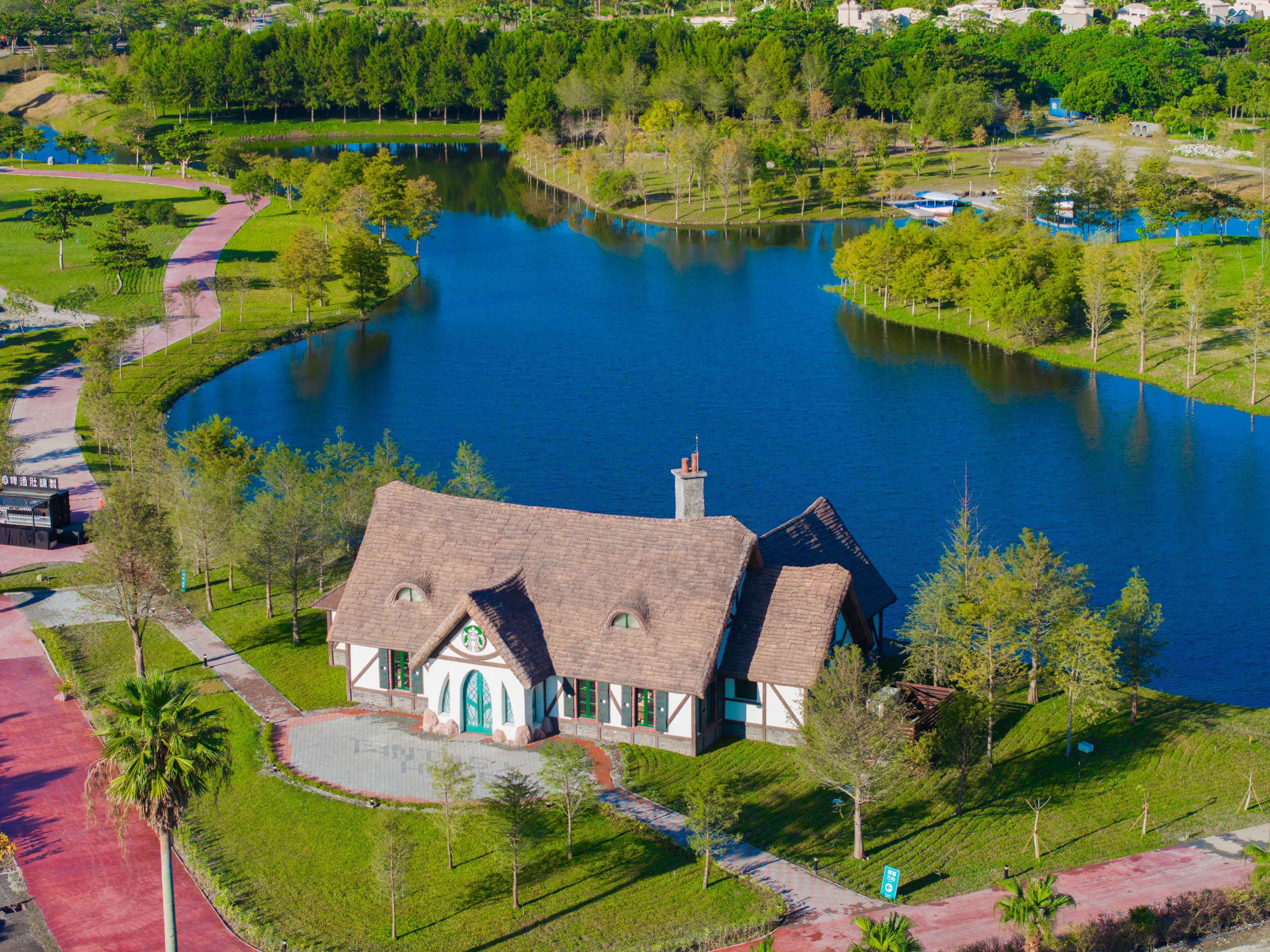 ▲星巴克,花蓮理想門市,欣葉,NAGOMI 雅。（圖／各品牌提供）