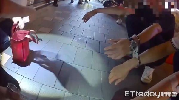 ▲▼劉、賴2人共乘機車擦撞老夫妻，警方逮捕2人並起獲各式毒品           。（圖／記者陳以昇翻攝）