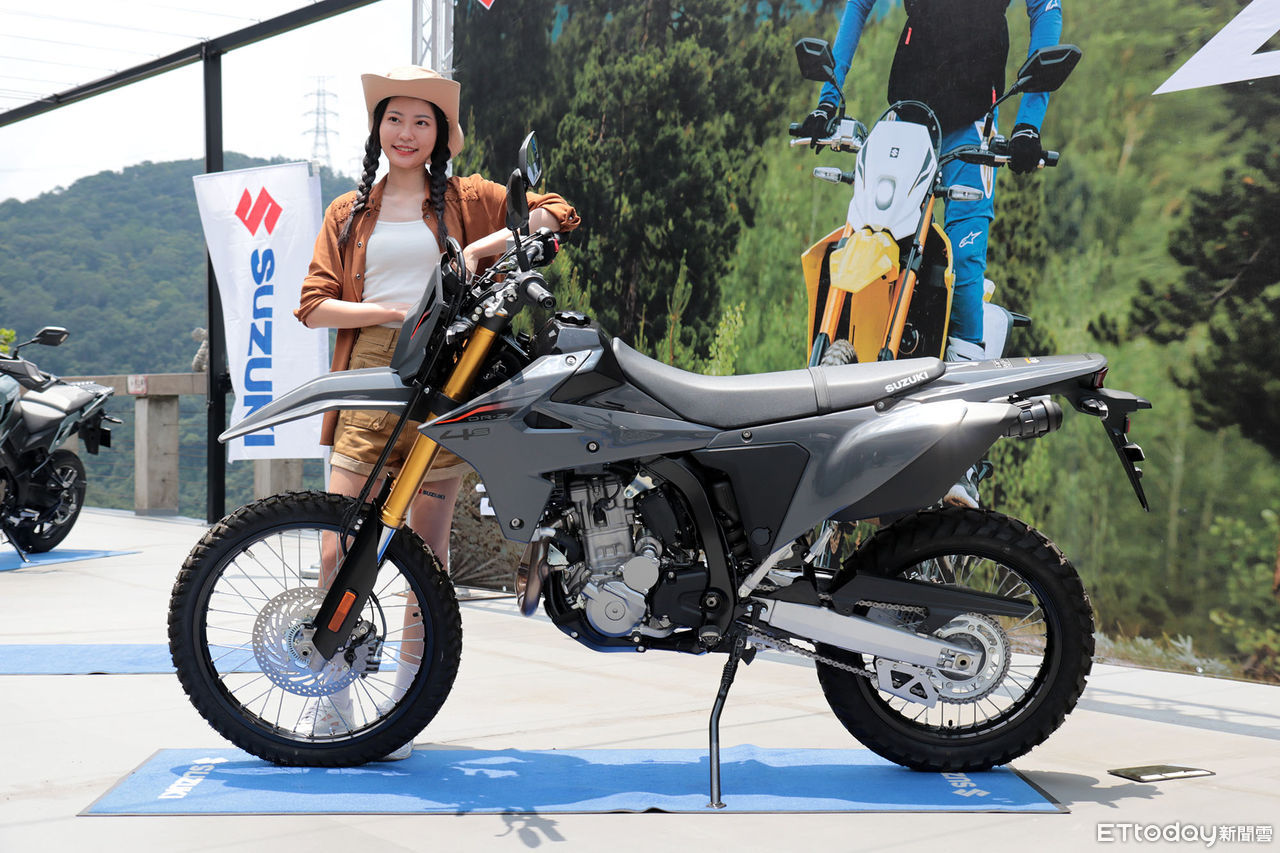 ▲36.8萬起！Suzuki「黃牌越野／滑胎重機」開賣　前100名享早鳥價。（圖／記者張慶輝攝）