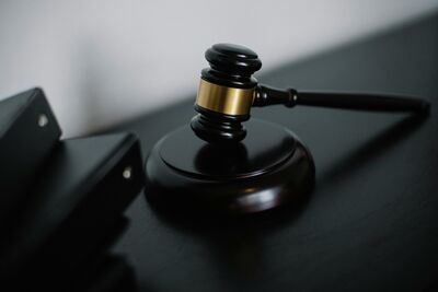 美國女子靠ChatGPT揭穿500萬美元遺產詐騙 十年糾紛即將重啟聽證