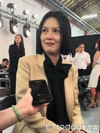 ▲苗可麗談到失智父親，忍不住淚崩。（圖／讀者提供）