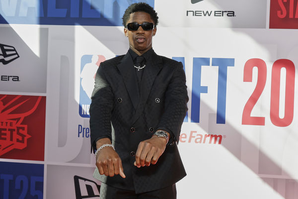 ▲▼七六人以探花籤選中體能怪物艾奇康。（圖／達志影像／美聯社）