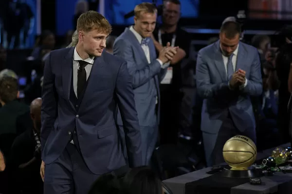 ▲▼今年NBA選秀狀元，來自杜克的天才新星弗拉格        。（圖／達志影像／美聯社）