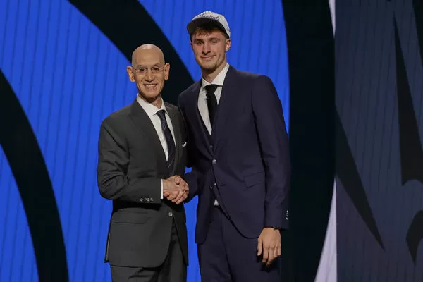 ▲▼今年NBA選秀狀元，來自杜克的天才新星弗拉格        。（圖／達志影像／美聯社）