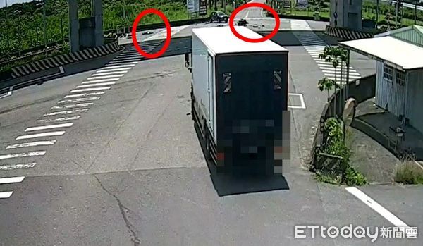 ▲▼女十字軍印地安車隊楊姓隊長車禍，送醫治療中。（圖／記者林東良翻攝）