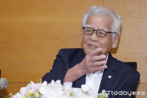 ▲▼長虹建設26日舉行114年股東常會，董事長李文造、總經理李耀中、財務長陳茂慶、獨立董事王玠琛出席。（圖／記者湯興漢攝）