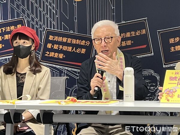 ▲▼曹興誠出席「護國大遶境」活動宣布記者會。（圖／記者杜冠霖攝）