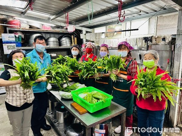 ▲▼花蓮縣總共10個示範點，廚餘產出之有機堆肥用於社區開心農場、綠美化環境及農作物施灑，成效良好。（圖／花蓮縣政府提供，下同）