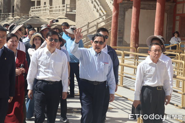 ▲▼前總統馬英九參訪敦煌莫高窟。（圖／記者陳冠宇攝）