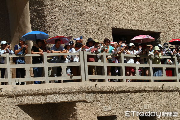 ▲▼前總統馬英九參訪敦煌莫高窟。（圖／記者陳冠宇攝）